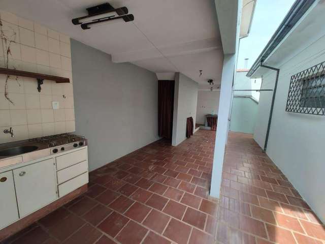 Casa para Locação em Araraquara, Centro, 3 dormitórios, 2 suítes, 3 banheiros, 2 vagas