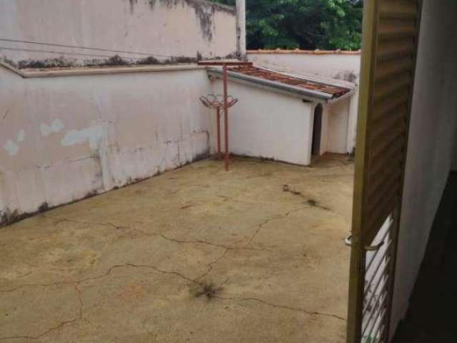 Casa para Venda em Araraquara, Jardim Dom Pedro I, 3 dormitórios, 2 banheiros