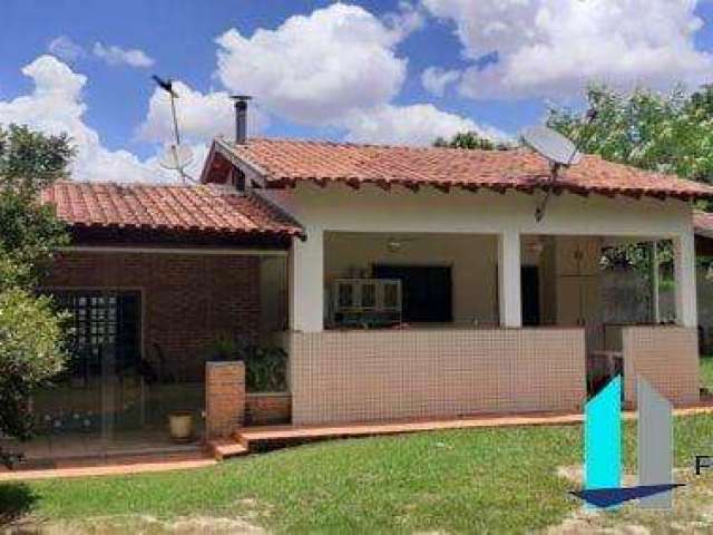 Casa para Venda em Araraquara, Chácara Flora Araraquara, 2 dormitórios, 3 banheiros, 10 vagas