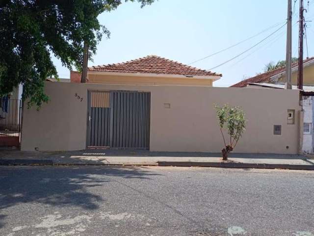 Casa para Venda em Araraquara, Jardim Brasil (Vila Xavier), 3 dormitórios, 2 banheiros, 4 vagas