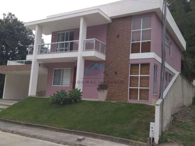 Casa em condomínio fechado com 4 quartos à venda na Estrada da Paciência, Maria Paula, São Gonçalo, 309 m2 por R$ 899.000