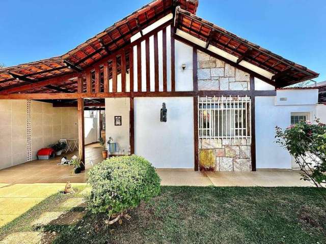 Casa com 4 Quartos à Venda, 396m², Itapoã