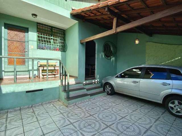 Casa com 3 Quartos à Venda, 150m²