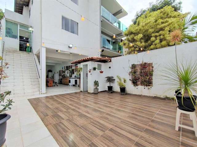 Casa com 4 Quartos à Venda, 222m²