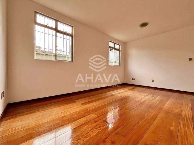 Apartamento com 3 Quartos à Venda, 90m², Santa Amélia, Próximo à Avenida Portugal