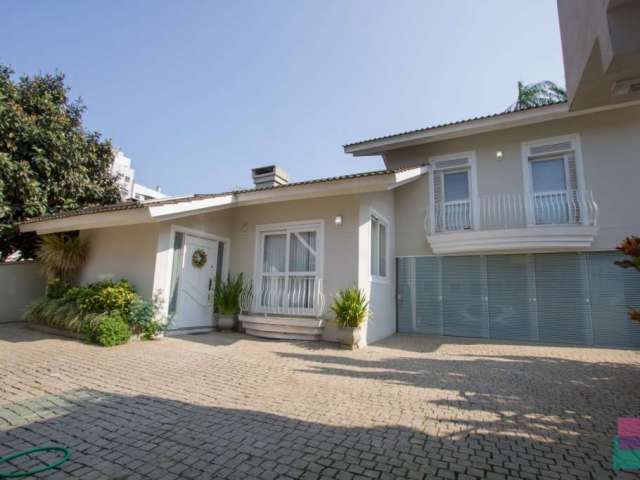 Casa com 4 quartos à venda na Rua Rio Grande do Sul, --, Anita Garibaldi, Joinville por R$ 3.300.000