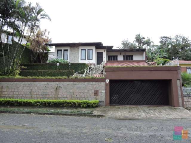 Casa com 4 quartos à venda na Rua Comendador Araújo, --, Bom Retiro, Joinville por R$ 950.000