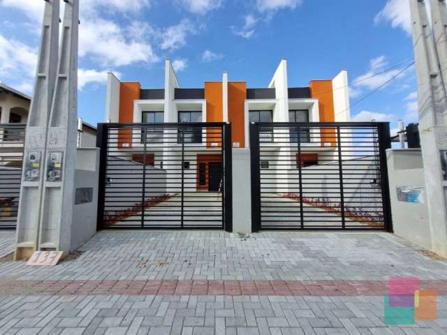 Casa com 3 quartos à venda na Rua Modelo, --, Floresta, Joinville por R$ 450.000