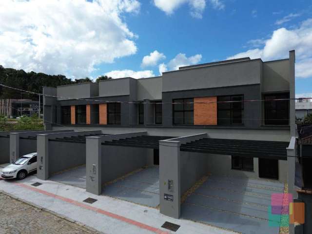 Casa com 3 quartos à venda na Guilherme Welter, --, Anita Garibaldi, Joinville por R$ 950.000