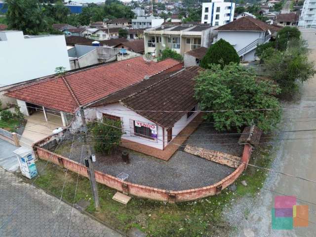 Terreno à venda na Manoel Borges, --, Nova Brasília, Joinville por R$ 355.000