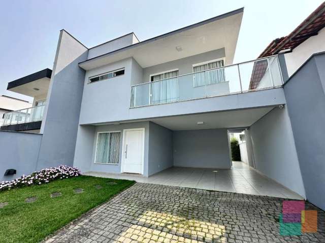 Casa com 3 quartos à venda na Rua dos Capuchinhos, --, Saguaçu, Joinville por R$ 1.050.000