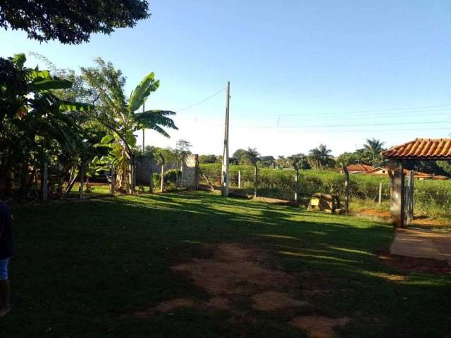 Casa para Venda em Araçoiaba da Serra, Alcides Vieira, 3 dormitórios, 2 banheiros, 4 vagas