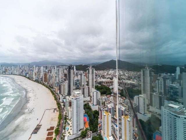 Apartamento para alugar no bairro Pioneiros - Balneário Camboriú/SC