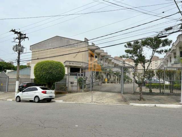 Sobrado de Condomínio em Vila Alpina - SP: 99m², 2 dormitórios, 2 suítes e 1 banheiro por R$2.250/mês