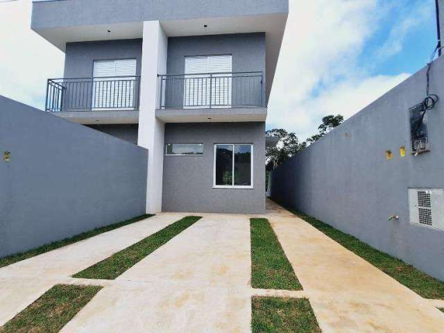 Venda | Casa com 96 m², 3 dormitórios, 2 vagas. Aguassaí, Cotia SP