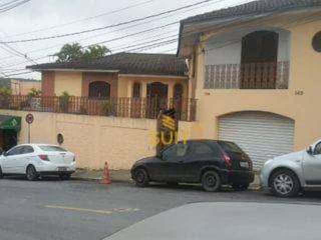 Casa para venda no Centro de Barueri- 2 Suítes, Despensa e Garagem - com Suit Imóveis (11) 94584-8250