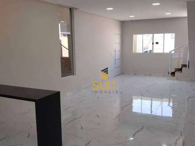 Nova Jaguari - Sobrado com 150m², 3 Dorm (1 Suíte), 2 Vagas, Piscina e Ótima Localização em Santana de Parnaíba/SP! Contato: Suit (11) 94584-8250