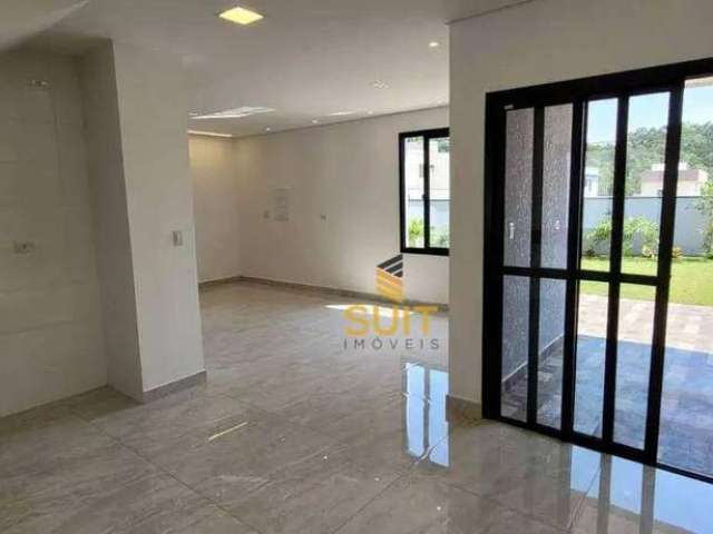 Nova Jaguari - Sobrado com 200m², 4 Dorm (1 Suíte), 3 Vagas e Espaço Gourmet em Santana de Parnaíba/SP! Contato: Suit (11) 94584-8250