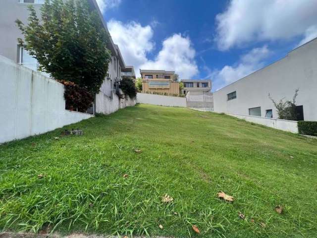 Terreno à venda, 525 m² por R$ 2.700.000 - Tamboré - Santana de Parnaíba/SP Contato: Suit (11) 94584-8250