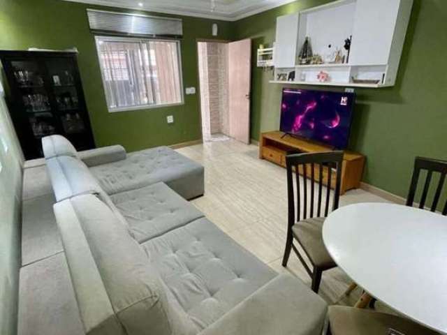 Sobrado com 3 dormitórios à venda, 260 m² por R$ 798.000 - Jardim Tupanci - Barueri/SP Contato: Suit (11) 94584-8250