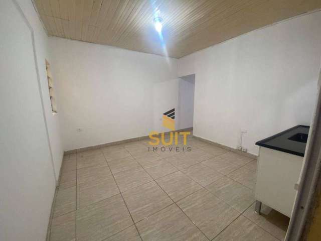 Casa com 1 dormitório para alugar, 50 m² por R$ 1.500/mês - Parque dos Camargos - Barueri/SP! Contato: Suit (11) 94584-8250