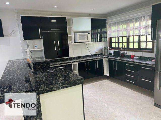 Sobrado com 3 dormitórios à venda, 285 m² por R$ 615.000,00 - Vila Ana - Mauá/SP