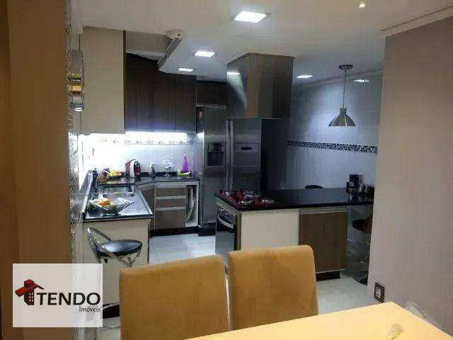 Sobrado no Taboão, Diadema - 2 quartos, 1 suíte, com churrasqueira, 270m²