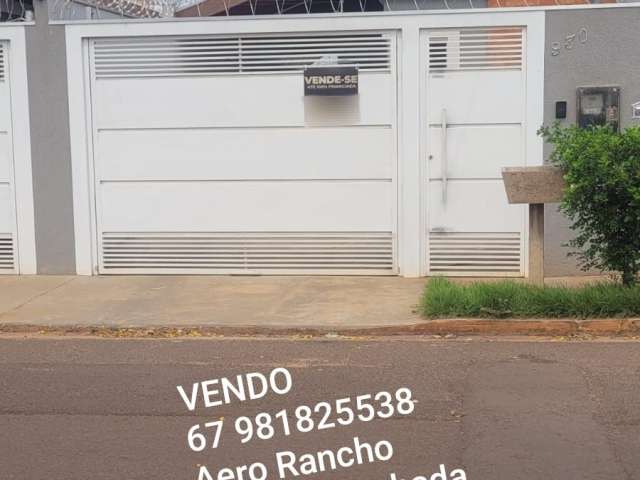 Linda casa porteira fechada no Aero Rancho