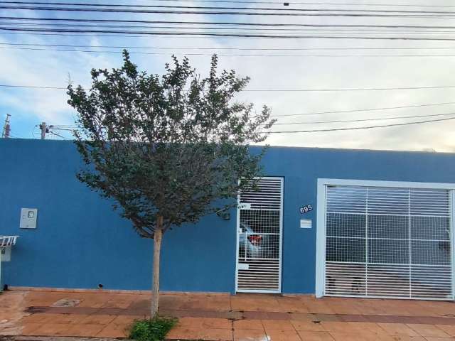 Vendo ou troco por apartamento, casa no bairro rita vieira