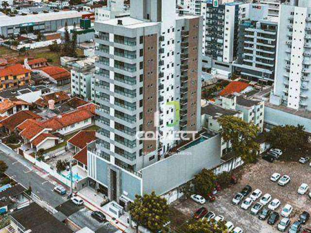 Apartamento com 2 dormitórios sendo 1 suíte à venda por R$ 730.000 - Centro - Itajaí/SC