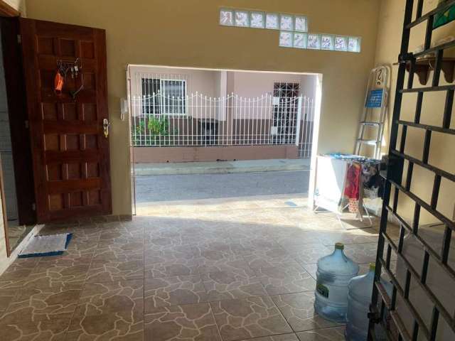 Vendo Casa no Conjunto Alacid Nunes - R$ 480.000,00 (Aceita financiamento)