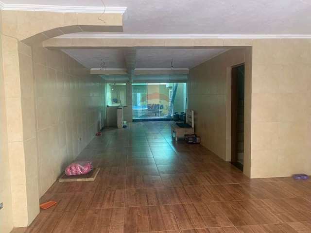 Casa com 3 quartos à venda no Parque São Vicente, Mauá  por R$ 1.000.000