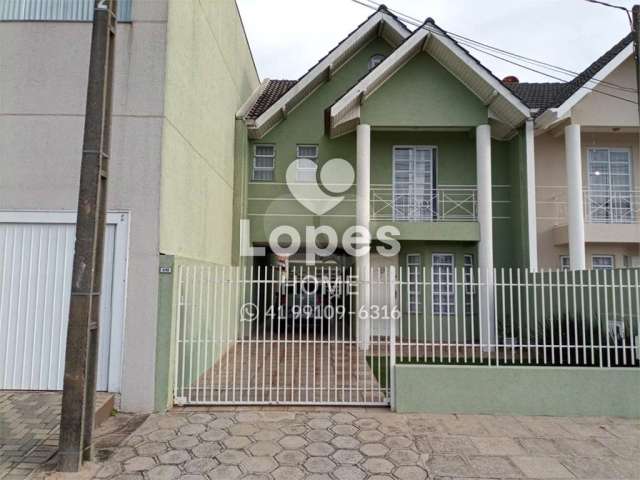 Casa com 3 quartos à venda na Rua Francisco de Azevedo Macedo, 815, Vila Solene, Campo Largo, 137 m2 por R$ 790.000