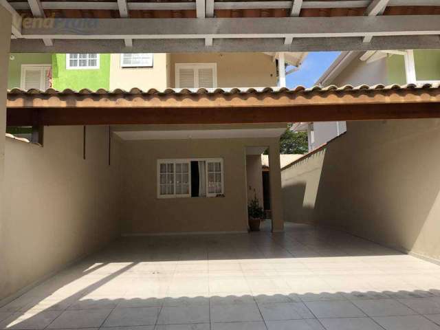 Casa com 3 dormitórios à venda, 146 m² por R$ 750.000,00 - Pontal da Cruz - São Sebastião/SP