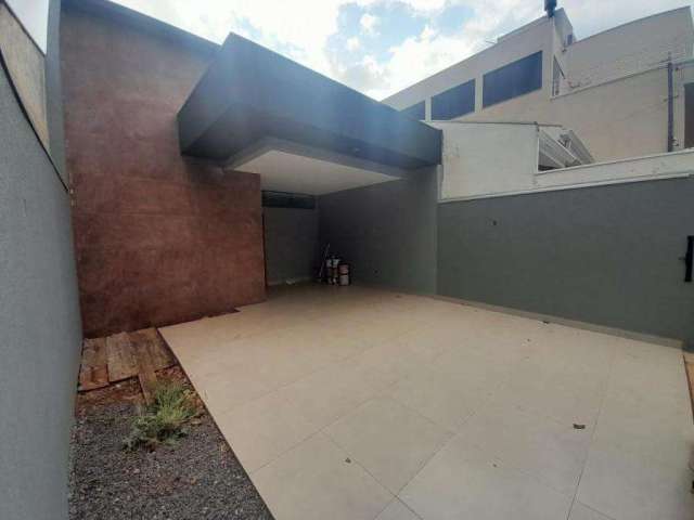 Casa 2 dormitórios para Venda em Maringá, Jardim Everest, 2 dormitórios, 1 banheiro, 2 vagas