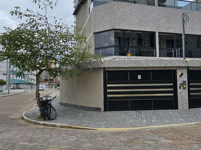 Lindo Sobrado Triplex Alto Padrão com 3 suítes, Localizado na Guilhermina- Praia Grande/SP