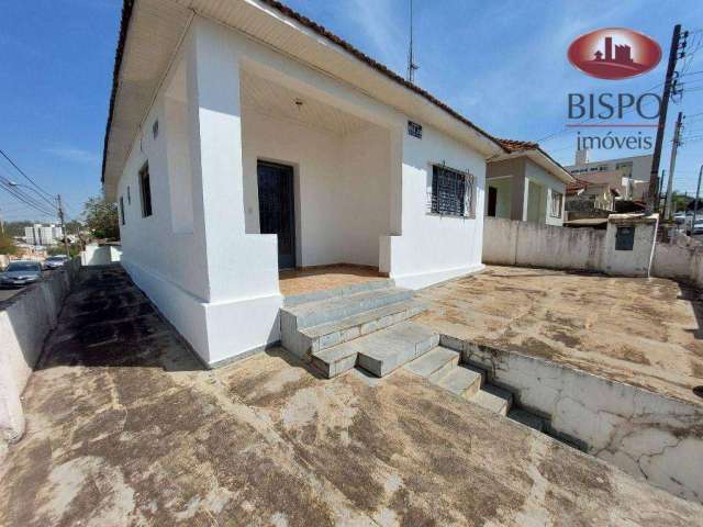 Casa com 3 dormitórios para alugar, 110 m² por R$ 1.458,81/mês - Jardim São Domingos - Americana/SP