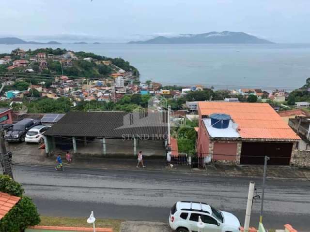 Casa com 5 quartos à venda na Rua Nilo Peçanha, Centro, Mangaratiba, 360 m2 por R$ 940.000