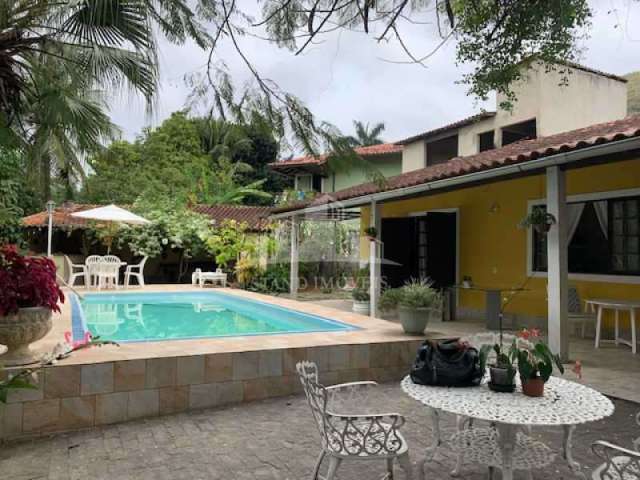 Casa em condomínio fechado com 3 quartos à venda na Estrada do Itanhangá, Itanhangá, Rio de Janeiro, 230 m2 por R$ 1.500.000