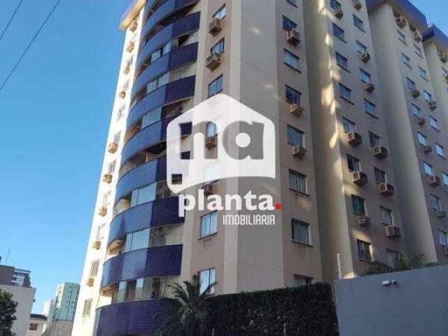 Apartamento à venda, no Bairro Campinas, São José-SC, com 2 quartos, 1 vaga