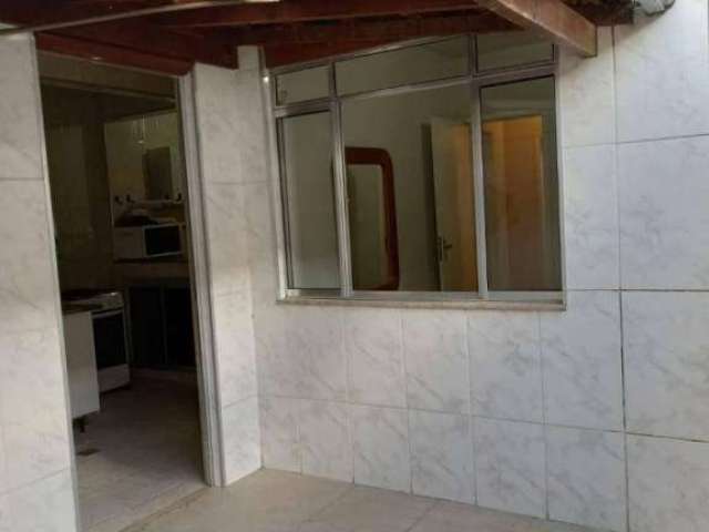 Apartamento com 2 dormitórios à venda, 74 m² por R$ 299.000,00 - Santa Helena - Juiz de Fora/MG