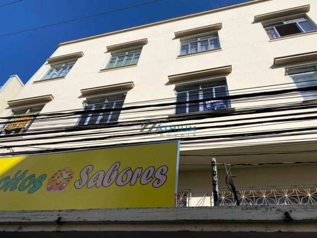 Apartamento com 3 dormitórios à venda, 94 m² por R$ 369.000,00 - Centro - Juiz de Fora/MG