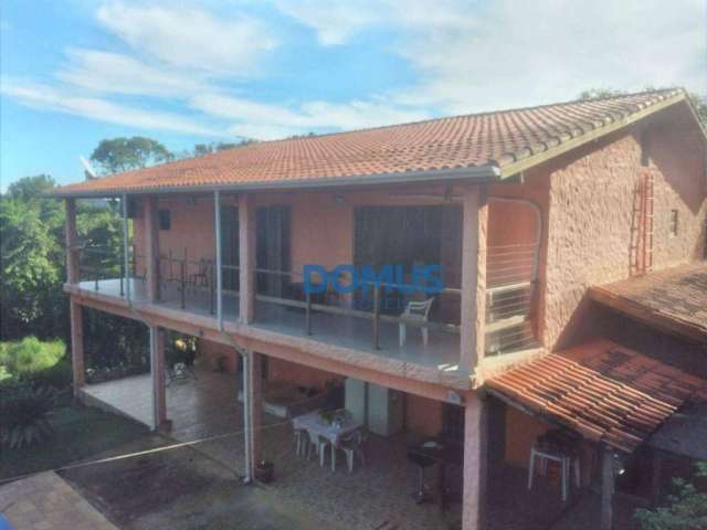 Chácara com 3 dormitórios à venda, 11000 m² por R$ 1.300.000,00 - Condomínio Villagio Fazendão - São José dos Campos/SP