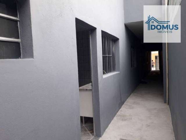 Casa com 3 dormitórios para alugar, 140 m² por R$ 1.836,00/mês - Vila Sinhá - São José dos Campos/SP