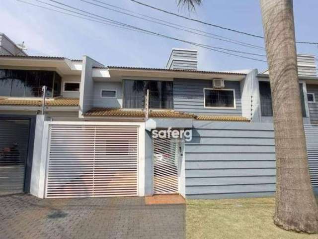 Sobrado  a poucos metros do Lago Municipal  à venda, 159 m² por R$ 990.000 - Pacaembu - Cascavel/PR