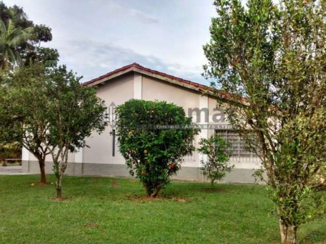 Vendo casa térrea 450m2 chácara 5000m2 zona sul condomínio fechado