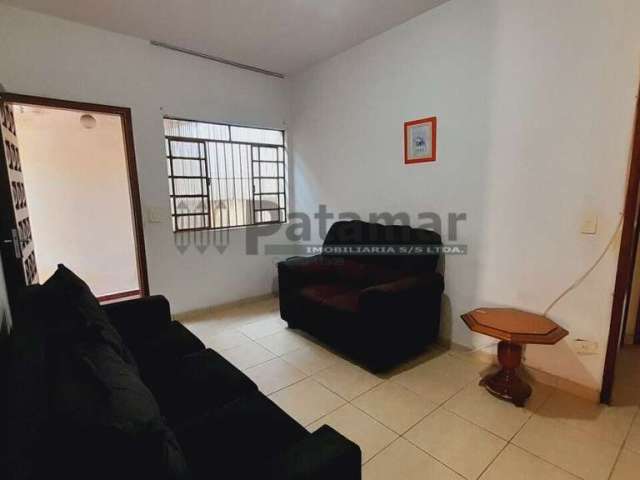 Casa Térrea - 2 quartos, sendo 1 suíte - 2 vagas / venda, locação