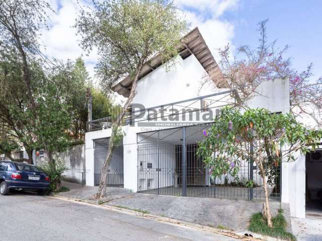 Casa à Venda no Jardim Leonor - 5 quartos, 2 Suítes, Piscina e Churrasqueira