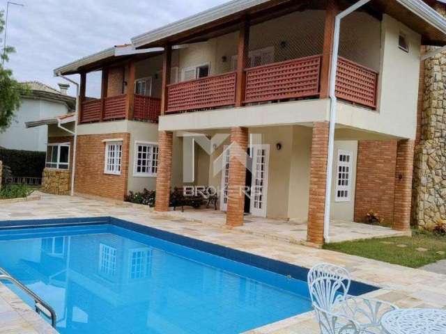 Casa à venda no Condomínio Estância Marambaia em Vinhedo - SP.