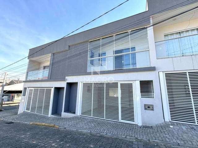 Casa geminada | Czerniewicz | 3 quartos (1 suíte) | 168m²